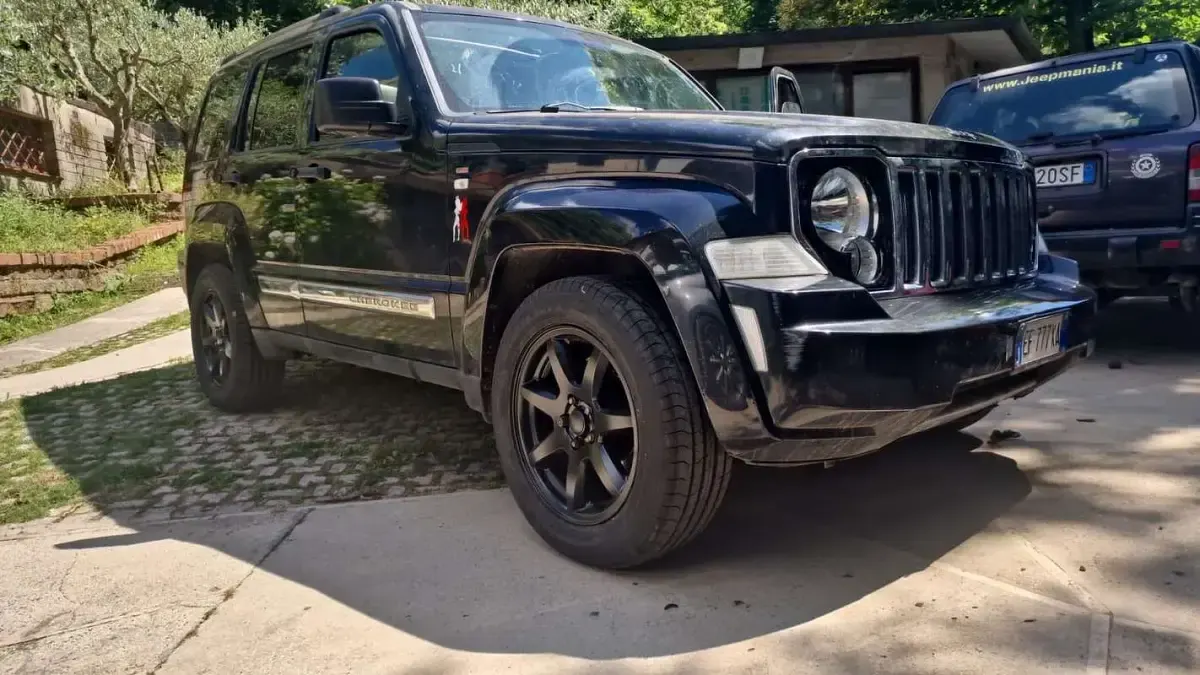 Usata Jeep Cherokee Limited 177 CV (130 kW) 2010 SUV