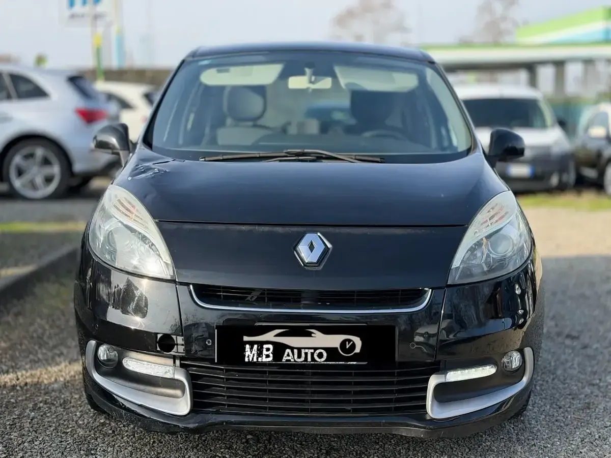 Usata Renault Scénic III XMOD 107 CV (78 kW) 2012 Nero Monovolume