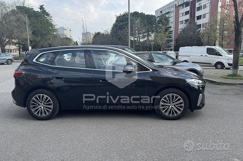Usata BMW 218 Active Tourer Luxury Line 150 CV (110 kW) 2022 Nero Monovolume
