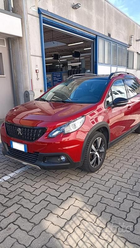 Usata Peugeot 2008 GT-line 110 CV (80 kW) 2017 Rosso SUV