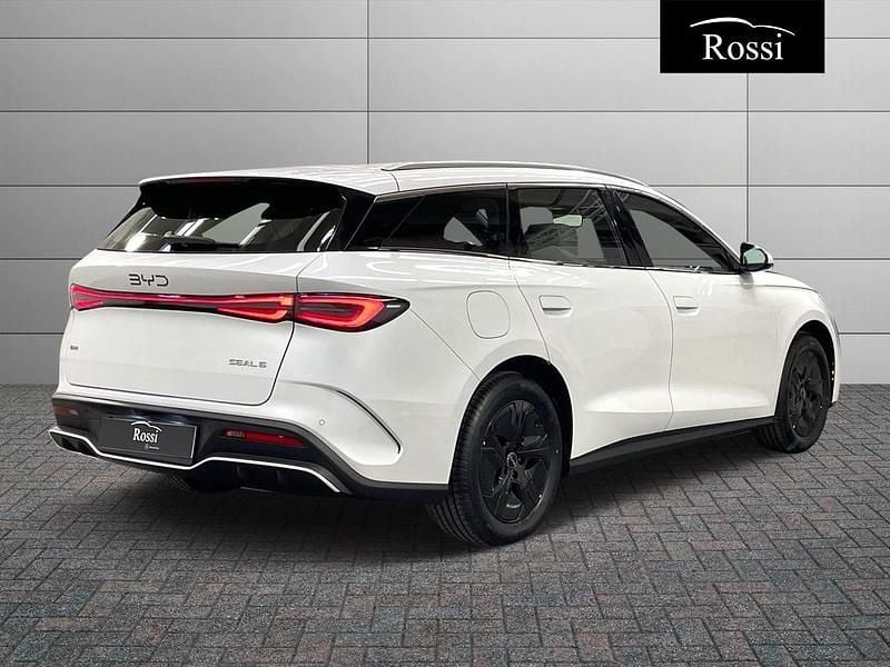 Nuova BYD Seal Boost 183 CV (134 kW) 2025 Polar white