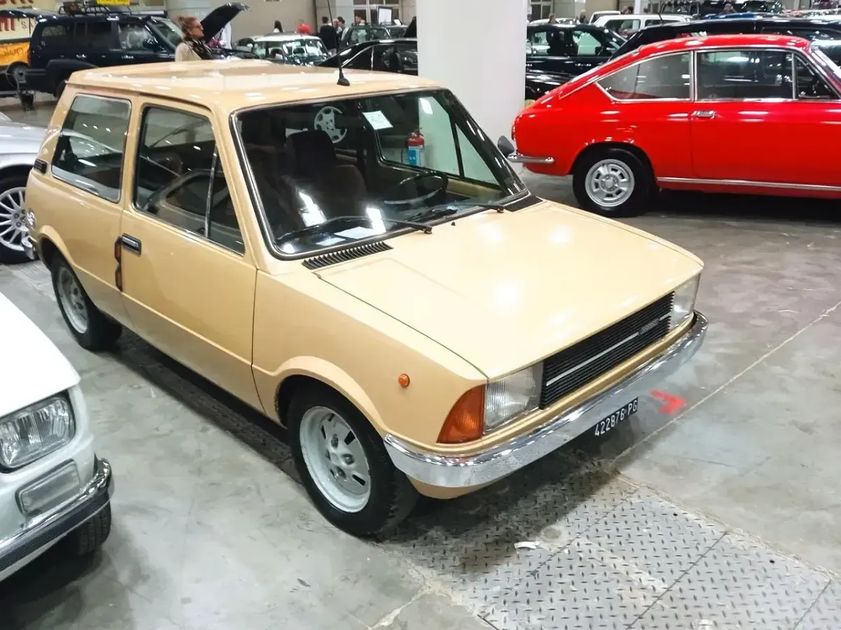 Usata Innocenti Mini 50 CV (36 kW) 1977 Beige Utilitaria