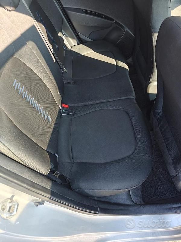 Usata Hyundai i10 GO! 2018 Grigio Utilitaria