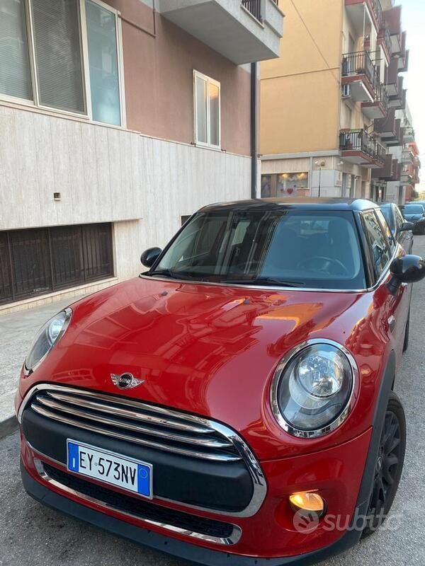 Usata Mini Cooper 95 CV (69 kW) 2015 Rosso Utilitaria