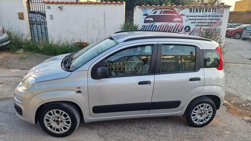 Usata Fiat Panda Lounge 75 CV (55 kW) 2015 Argento Utilitaria