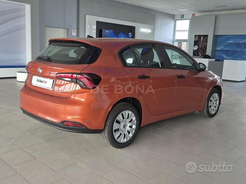 Usata Fiat Tipo 130 CV (95 kW) 2024 Berlina