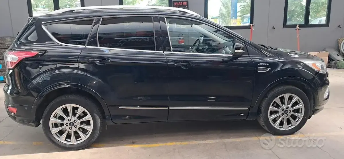 Usata Ford Kuga S 179 CV (131 kW) 2018 Nero SUV