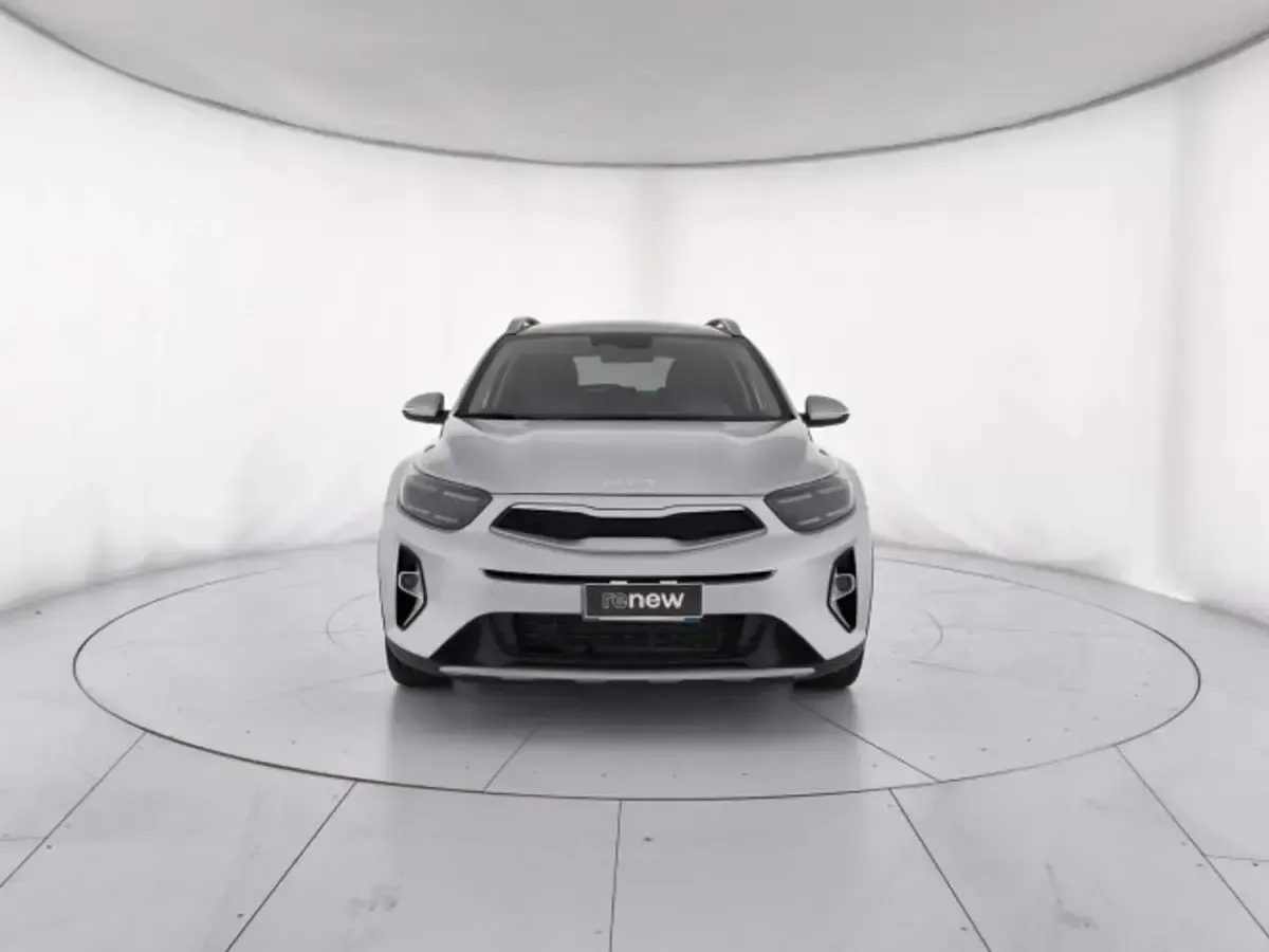 Usata Kia Stonic Edition 7 79 CV (58 kW) 2025 Argento met. SUV