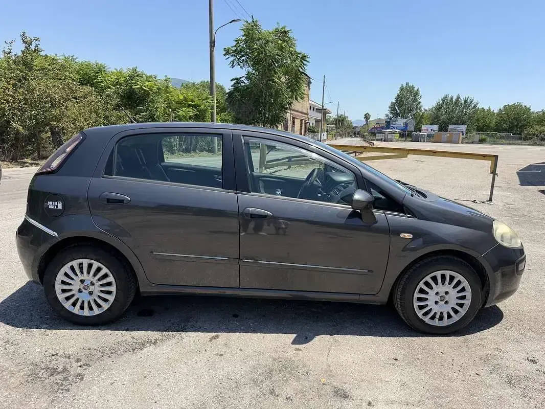 Usata Fiat Punto Evo S 75 CV (55 kW) 2011 Grigio Utilitaria