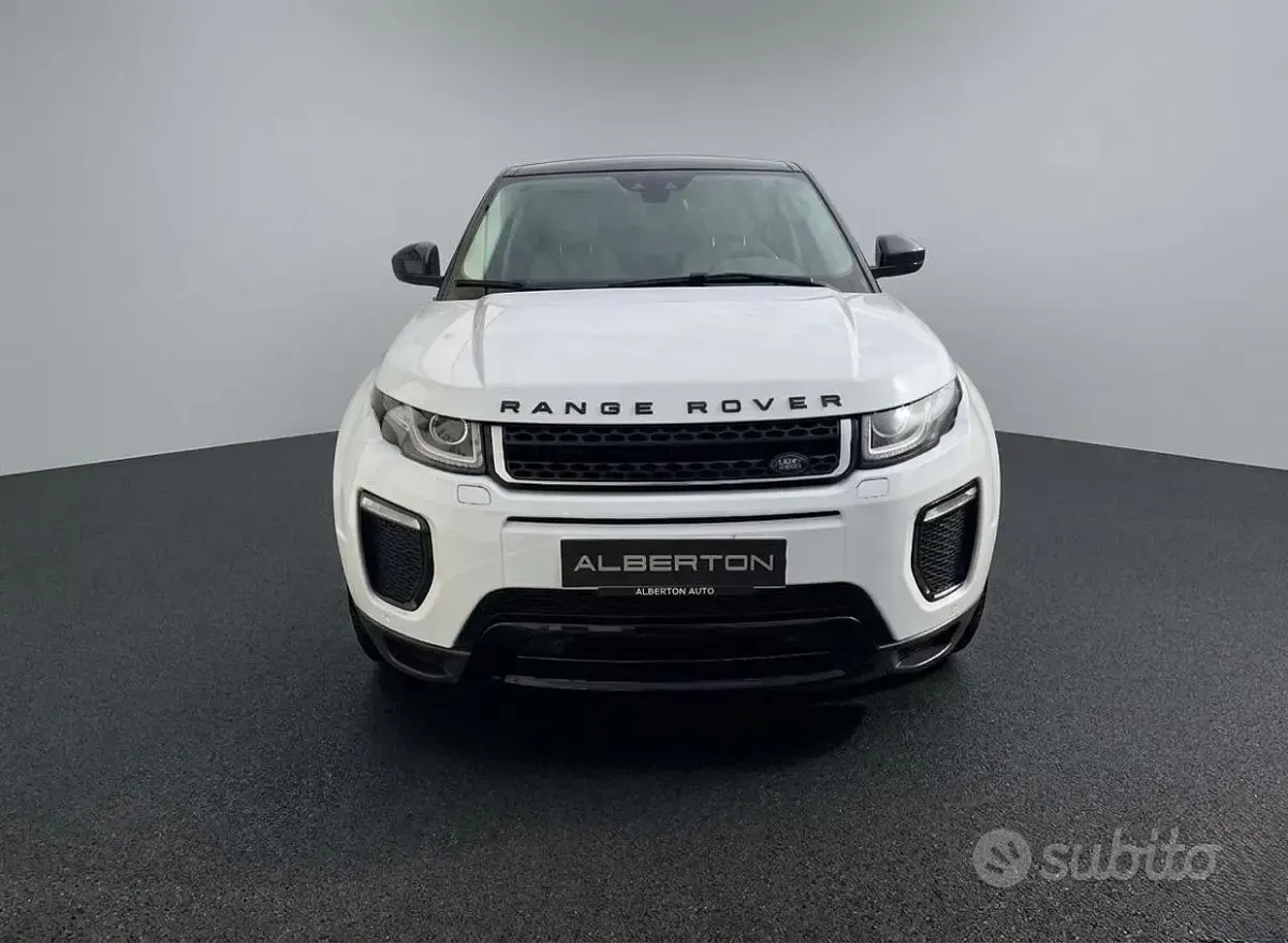 Second-hand Land Rover Range Rover evoque SE Dynamic 180 CP (132 kW) 2016 Alb SUV