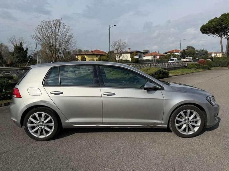 Usata VW Golf VII Highline 110 CV (80 kW) 2015 Grigio Berlina