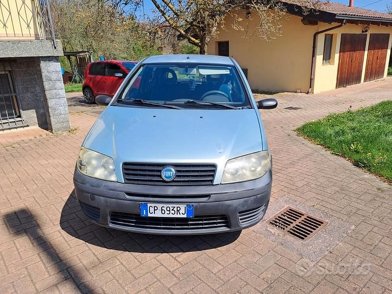 Usata Fiat Punto 2004 Grigio Utilitaria