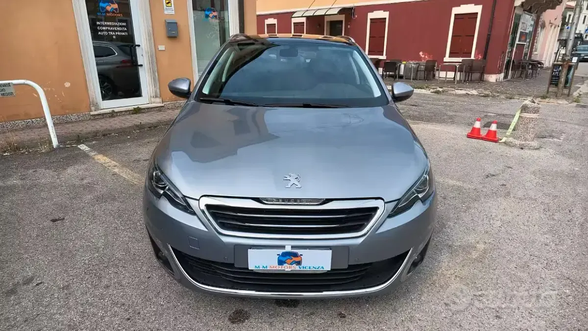 Usata Peugeot 308 SW Allure 120 CV (88 kW) 2017 Grigio Station wagon
