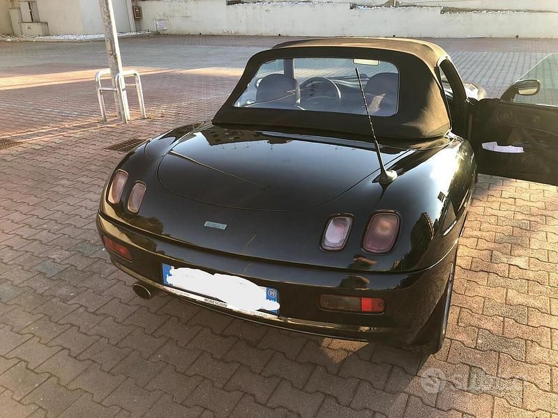 Usata Fiat Barchetta 131 CV (96 kW) 1999 Nero Cabrio