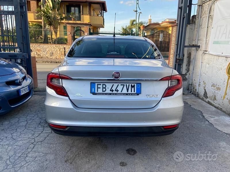 Usata Fiat Tipo Opening Edition 95 CV (69 kW) 2015 Grigio Berlina