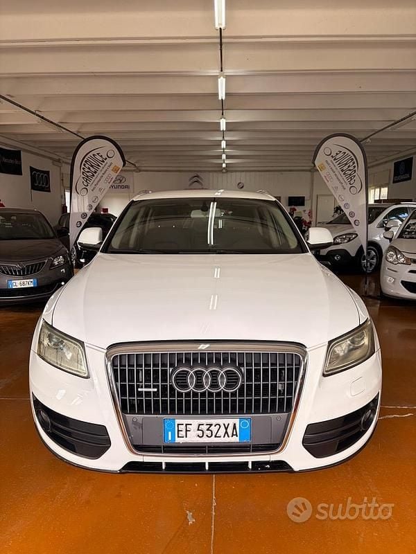 Bianco Usata 2010 Audi Q5 SUV | 9500 € (Buon prezzo) - Immagine 1/4