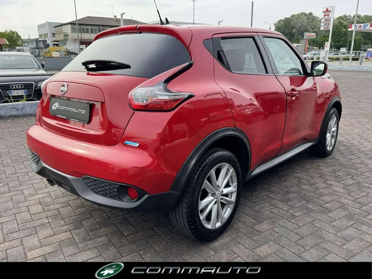 Usata Nissan Juke Tekna 110 CV (80 kW) 2015 Rosso SUV