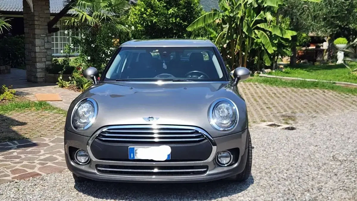 Usata Mini One Clubman 102 CV (75 kW) 2017 Grigio Station wagon