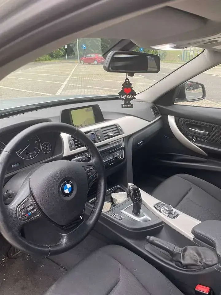 Usata BMW 316 Advantage 116 CV (85 kW) 2017 Argento Station wagon