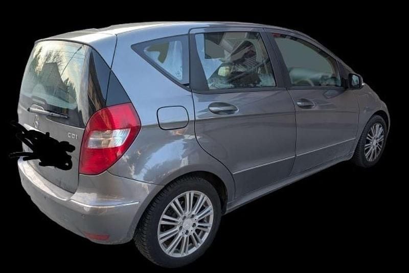 Usata Mercedes A180 Elegance 109 CV (80 kW) 2008 Grigio Monovolume
