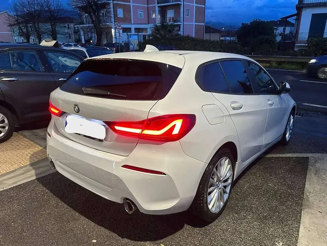 Usata BMW 120 Advantage 190 CV (139 kW) 2020 Bianco Berlina