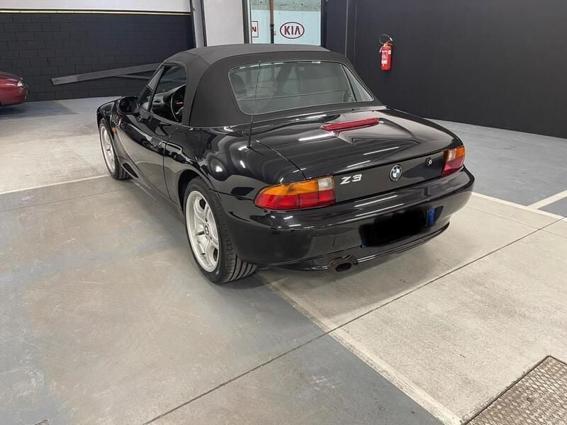 Usata BMW Z3 Luxury Line 116 CV (85 kW) 1997 Nero Cabrio