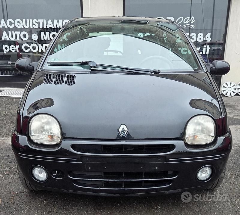 Nero Usata 2005 Renault Twingo Utilitaria | 2800 € (Buon prezzo) - Immagine 1/4