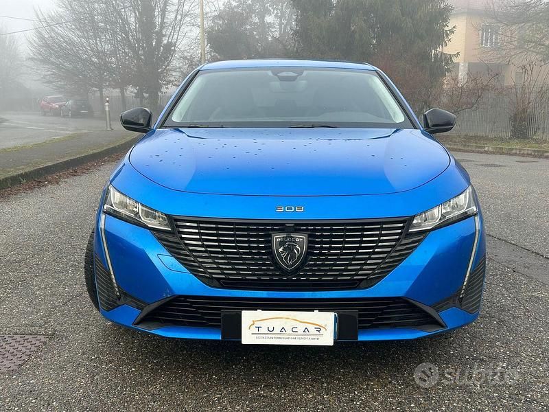 Usata Peugeot 308 Allure 131 CV (96 kW) 2023 Blu Berlina