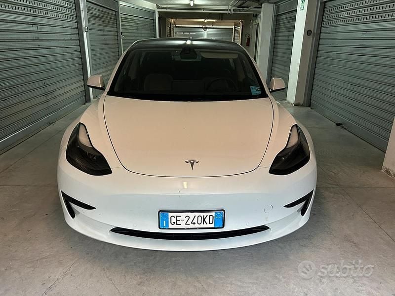 Usata Tesla Model 3 Standard Range 208 kW (283 CV) 2021 Berlina