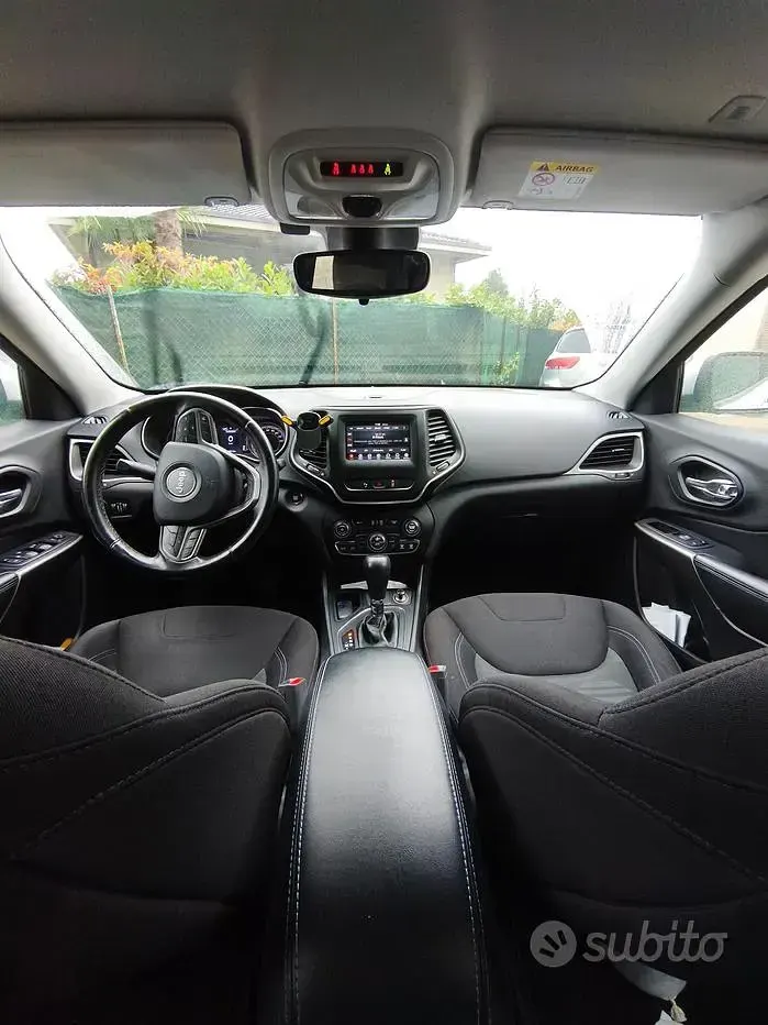 Usata Jeep Cherokee 200 CV (147 kW) 2018 Bianco SUV