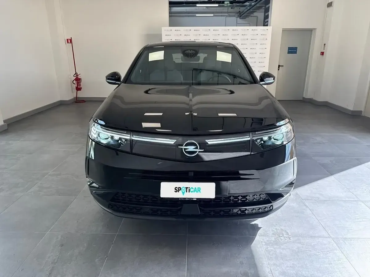 Usata Opel Grandland X 136 CV (100 kW) 2025 Nero SUV