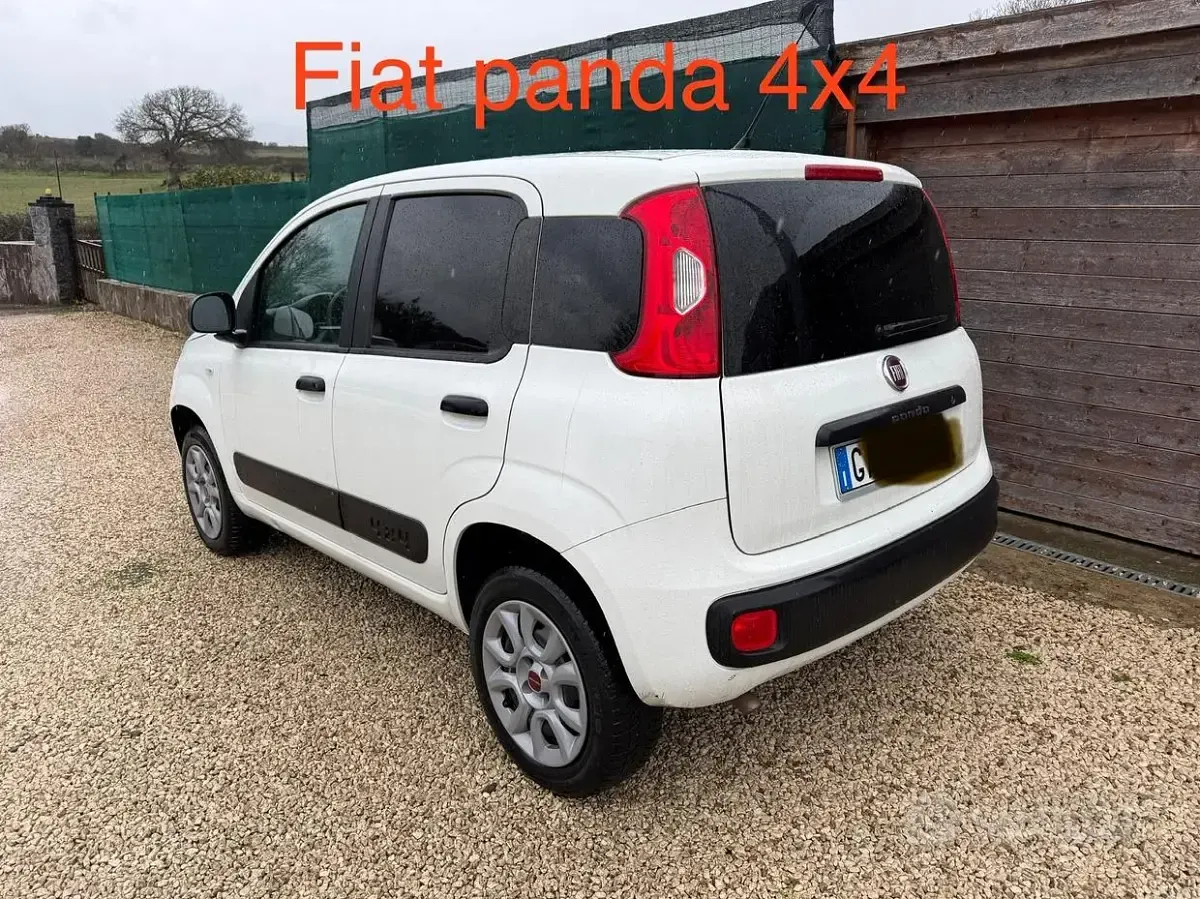 Usado Fiat Panda 4x4 Lounge 84 CV (61 kW) 2020 Blanco Utilitario