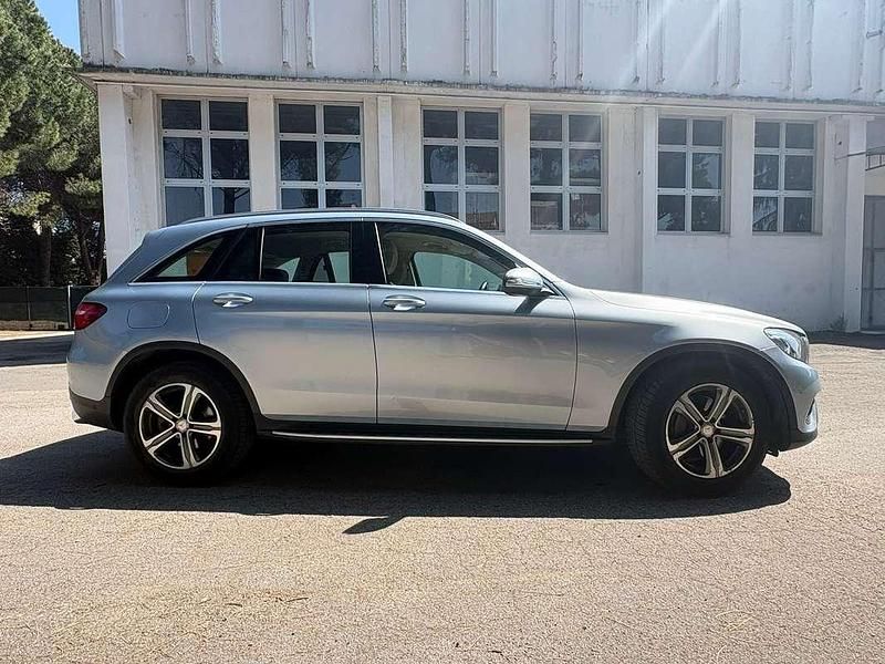 Usata Mercedes GLC250 Executive 204 CV (150 kW) 2016 Argento SUV