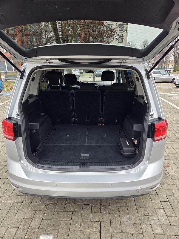 Usata VW Touran 2017 Grigio Monovolume