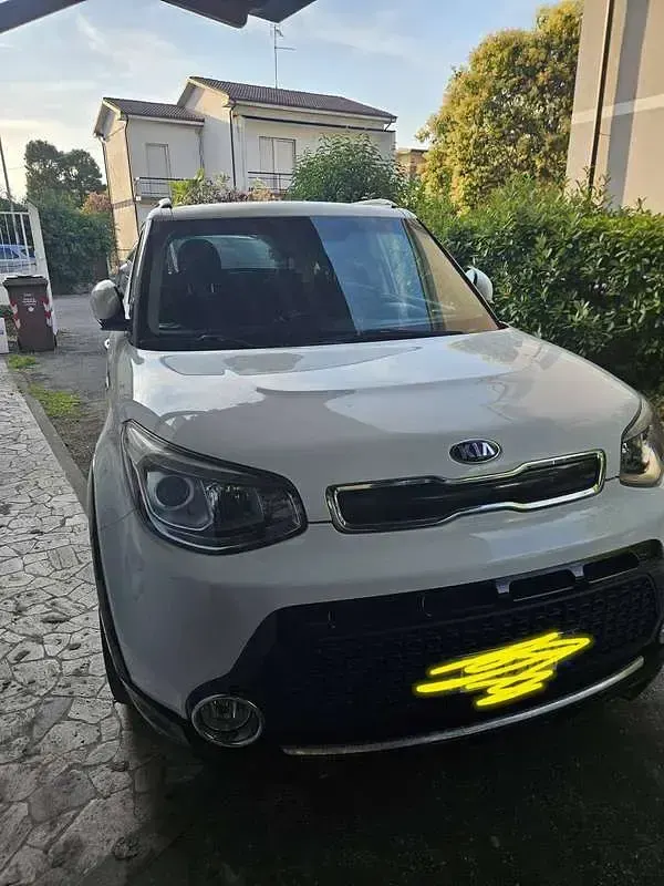 Usata Kia Soul Turbo 136 CV (100 kW) 2016 Bianco SUV