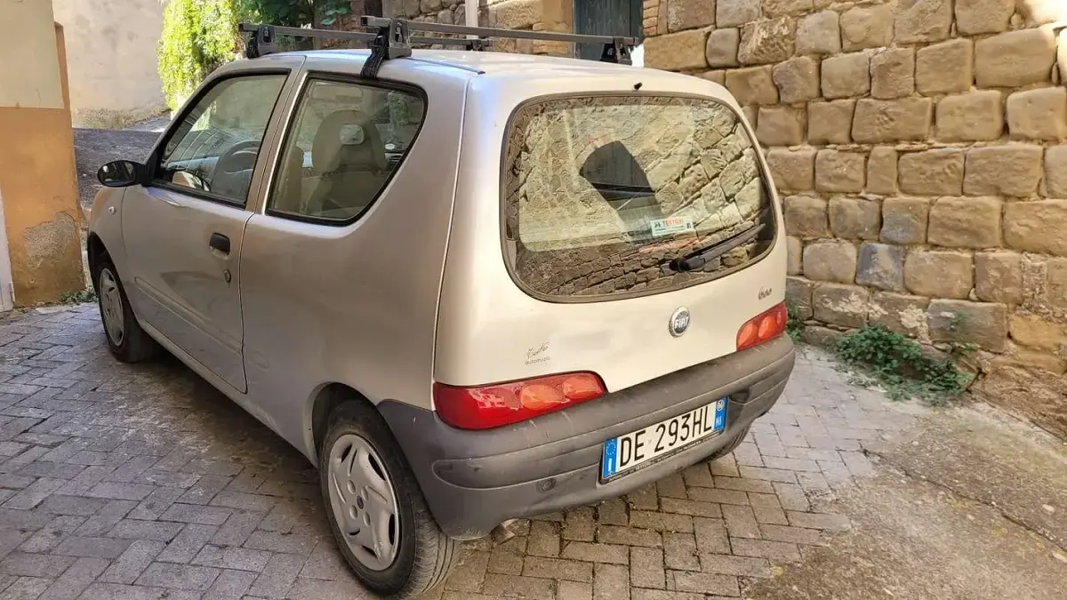 Usata Fiat 600 54 CV (39 kW) 2006 Utilitaria