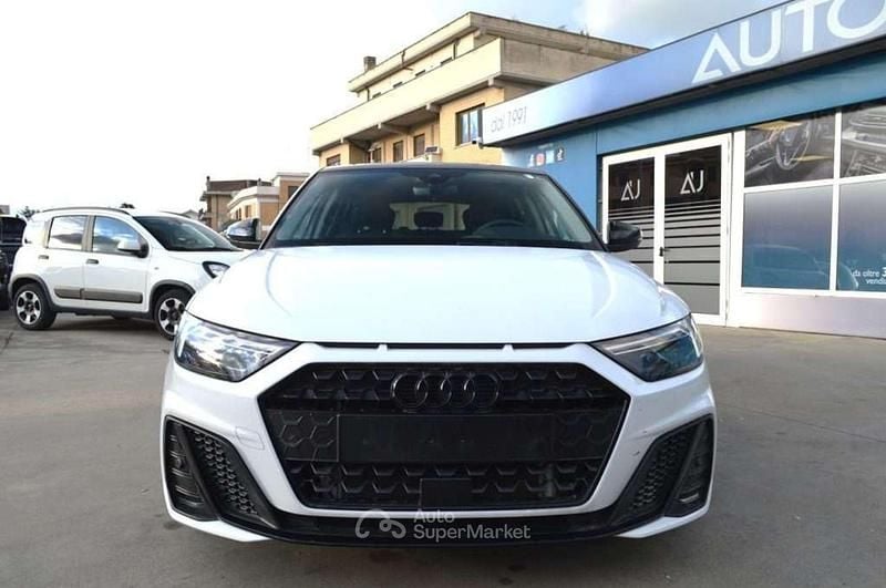 Usata Audi A1 116 CV (85 kW) 2025 Bianco tetto nero SUV