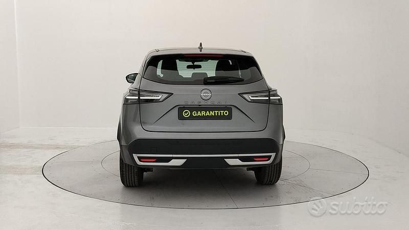 Gebraucht Nissan Qashqai Acenta 140 PS (102 kW) 2025 Grau SUV
