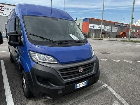 Usata Fiat Ducato 140 CV (102 kW) 2020 Blu Furgone