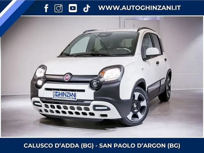 Używany Fiat Panda Cross 65 KM (47 kW) 2026 Hatchback