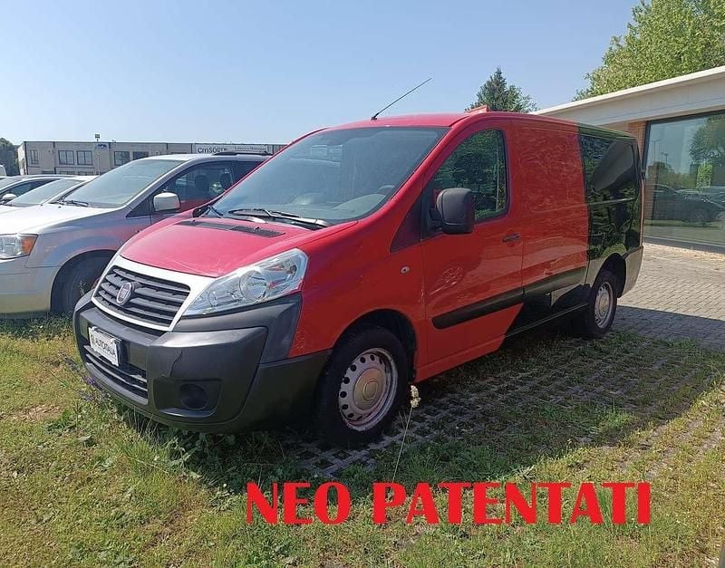 Usata Fiat Scudo 90 CV (66 kW) 2015 Rosso Furgone