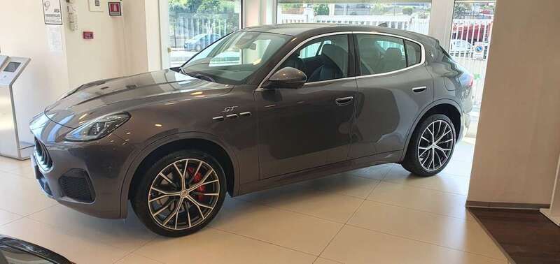 Usata Maserati Grecale GT 220 kW (300 CV) 2022 Grigio SUV