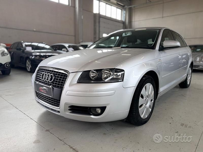 Usata Audi A3 Ambiente 102 CV (75 kW) 2008 Grigio Utilitaria