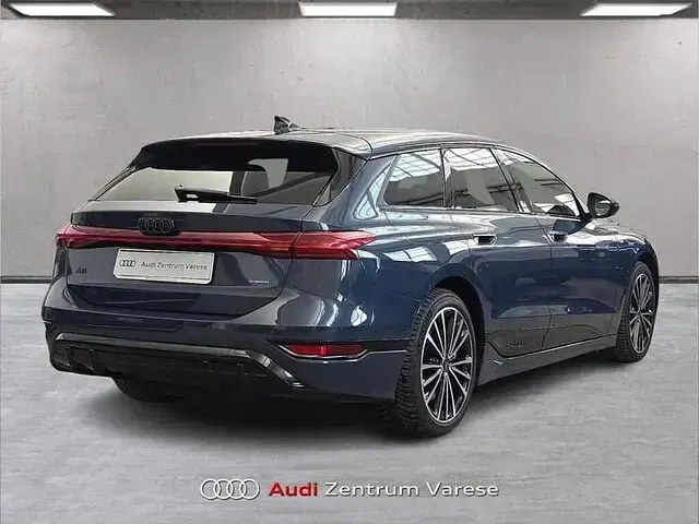 Usata Audi A6 e-tron S-Line 339 kW (462 CV) 2025 Blu plasma Station wagon