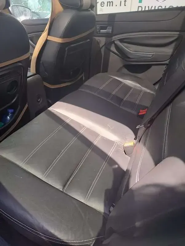 Usata Ford Kuga Titanium 136 CV (100 kW) 2010 SUV