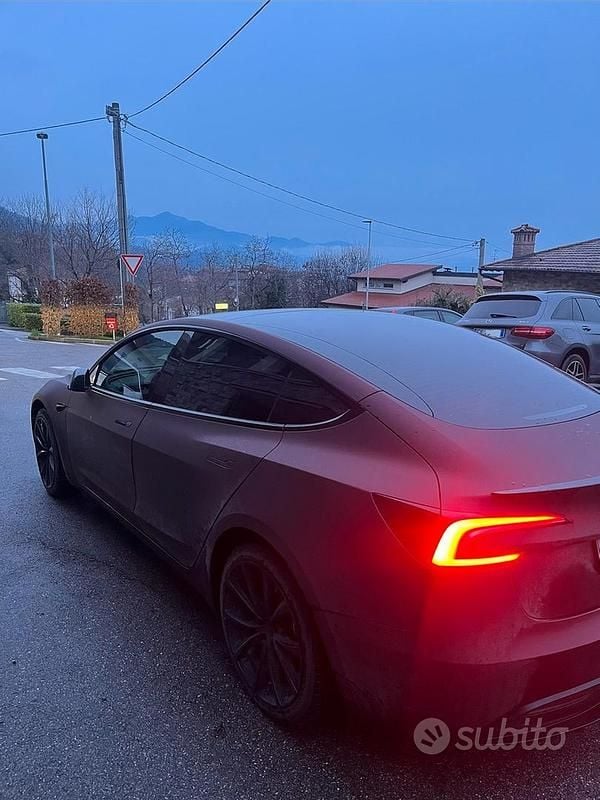 Usata Tesla Model 3 Standard Range 208 kW (283 CV) 2024 Berlina