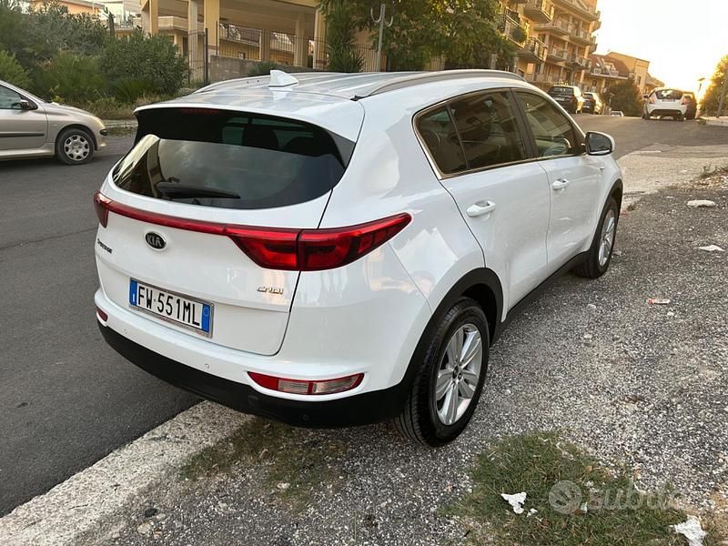 Usata Kia Sportage Style 115 CV (84 kW) 2018 Bianco SUV