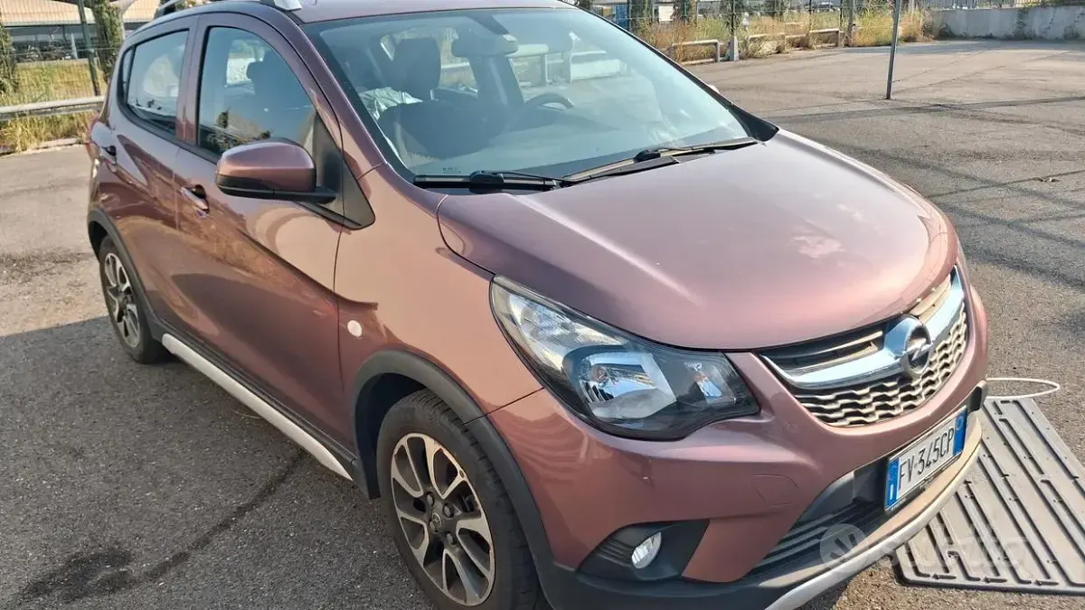 Usata Opel Karl Rocks 73 CV (53 kW) 2019 Marrone Utilitaria