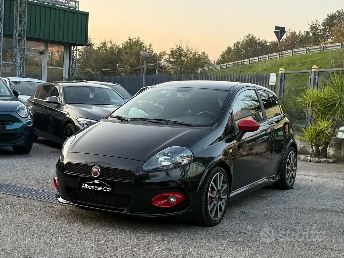 Usata Abarth Grande Punto 155 CV (114 kW) 2008 Nero Utilitaria