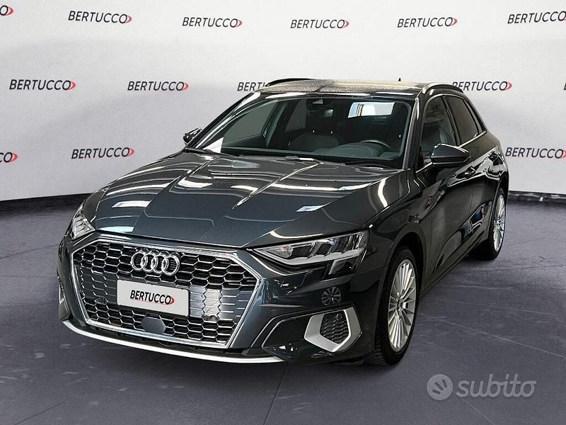 Usata Audi A3 Business 116 CV (85 kW) 2021 Grigio Berlina